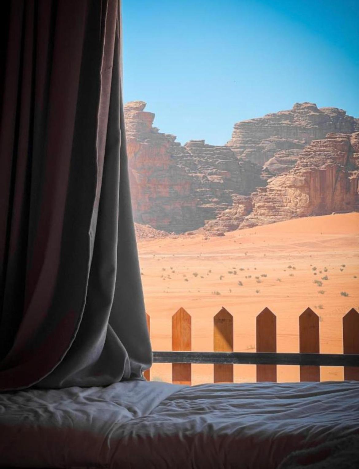 Holiday Inn Luxury Camp Wadi Rum Zewnętrze zdjęcie