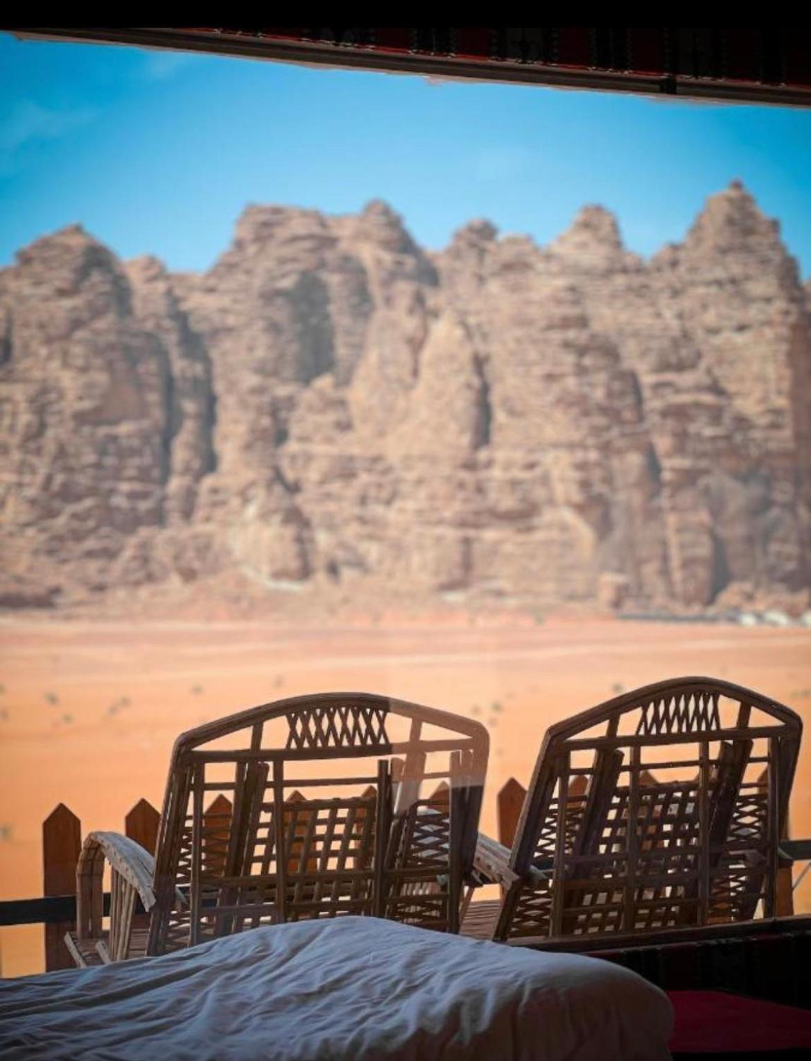 Holiday Inn Luxury Camp Wadi Rum Zewnętrze zdjęcie